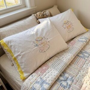 Embroidered Angel Pillowcase Set Stitched Yellow Crochet Vintage Baby Kids
